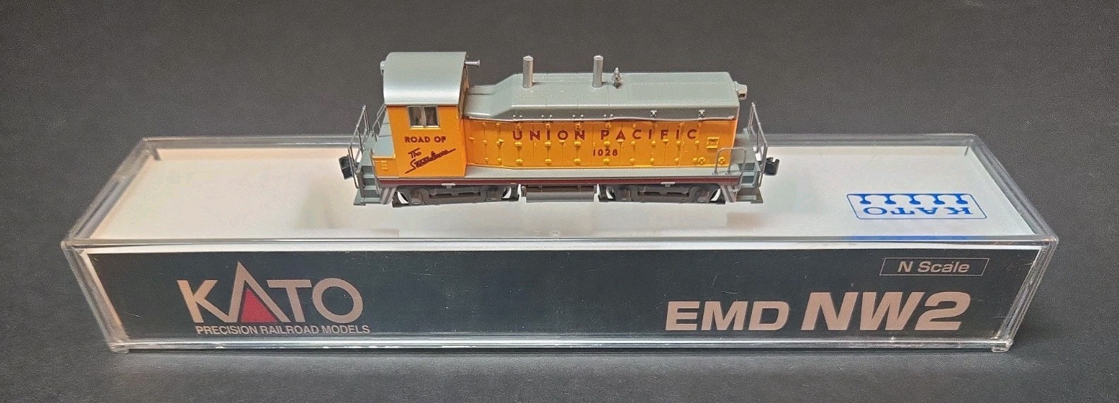 Kato 176-4360 NW2 Union Pacific Locomotive 1028 N Scale See Details! US Seller