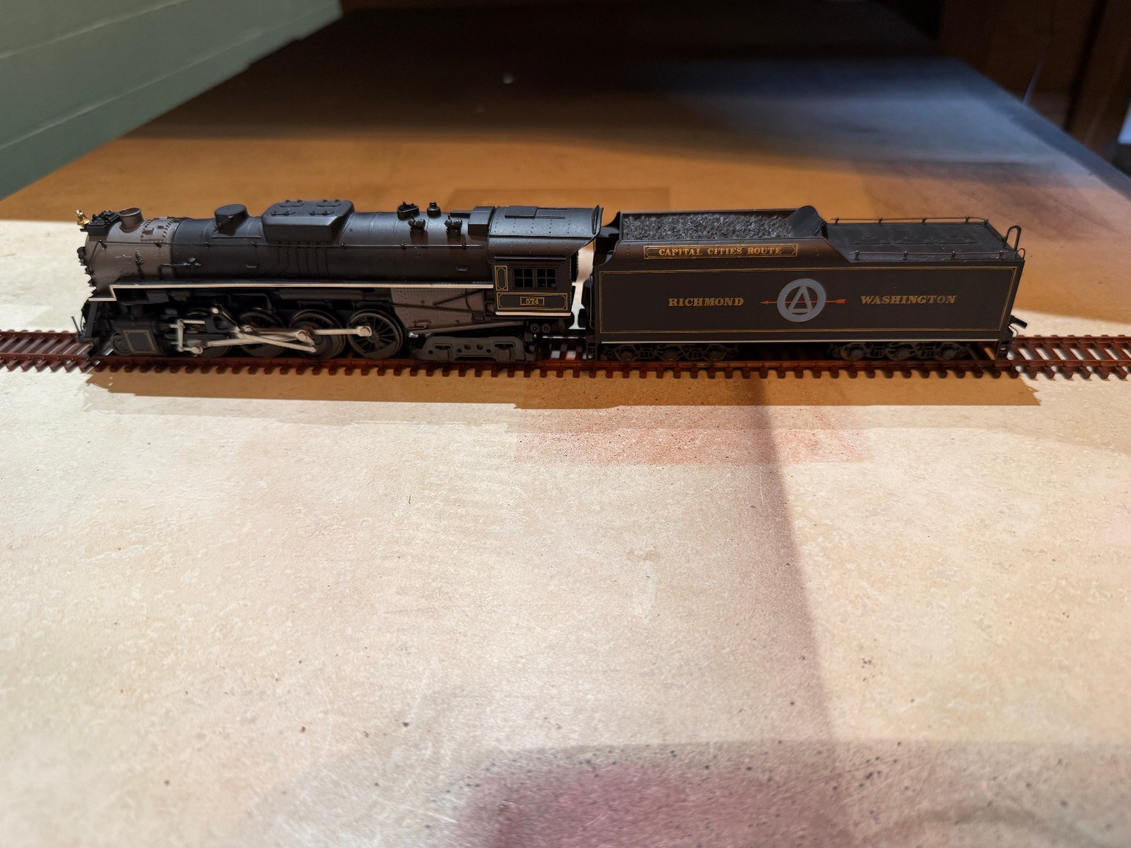 Rivarossi 5435 HO Scale 2-8-4 Berkshire