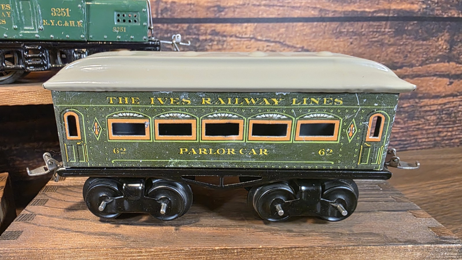 Vintage Ives 3251 Locomotive Train Set w/ No 60 Mail 61 Chair 62 Parlor Cars