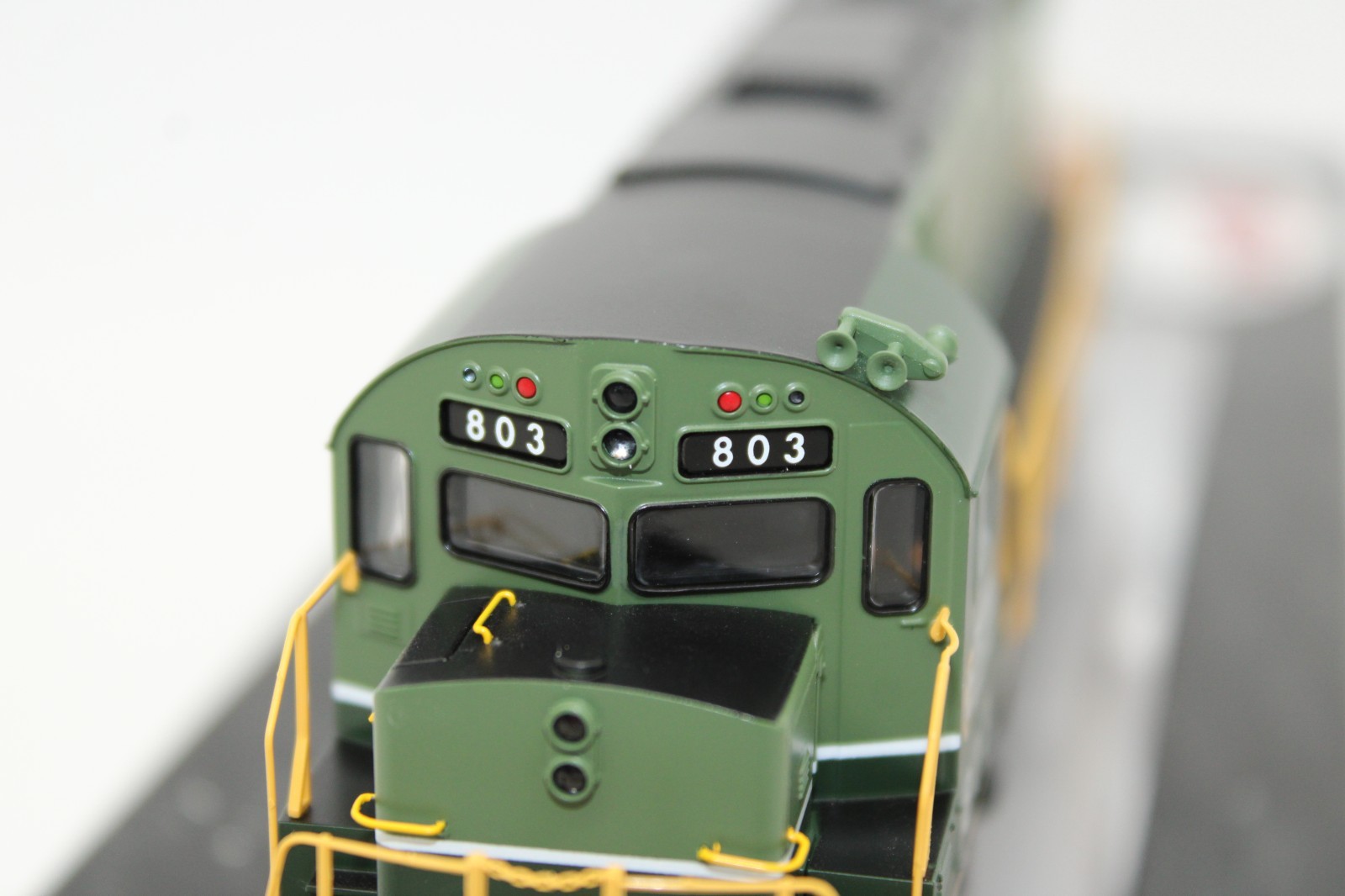 Atlas Classic HO BCOL British Columbia Alco C425 Locomotive #803 DCC Ready