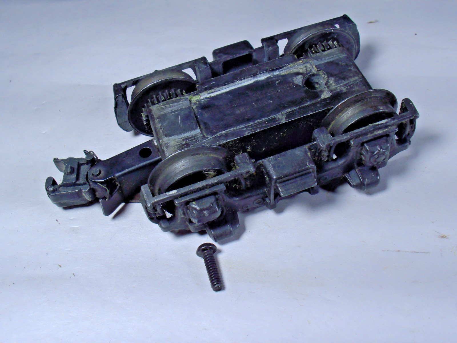 Vintage Original Lionel rear geared power truck for single motor F3 Diesels 2243