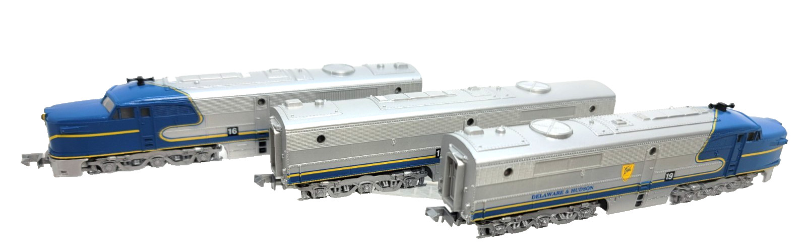 N Con-Cor 1-002111/2051 Delaware & Hudson PA/PB/PA Locomotive set