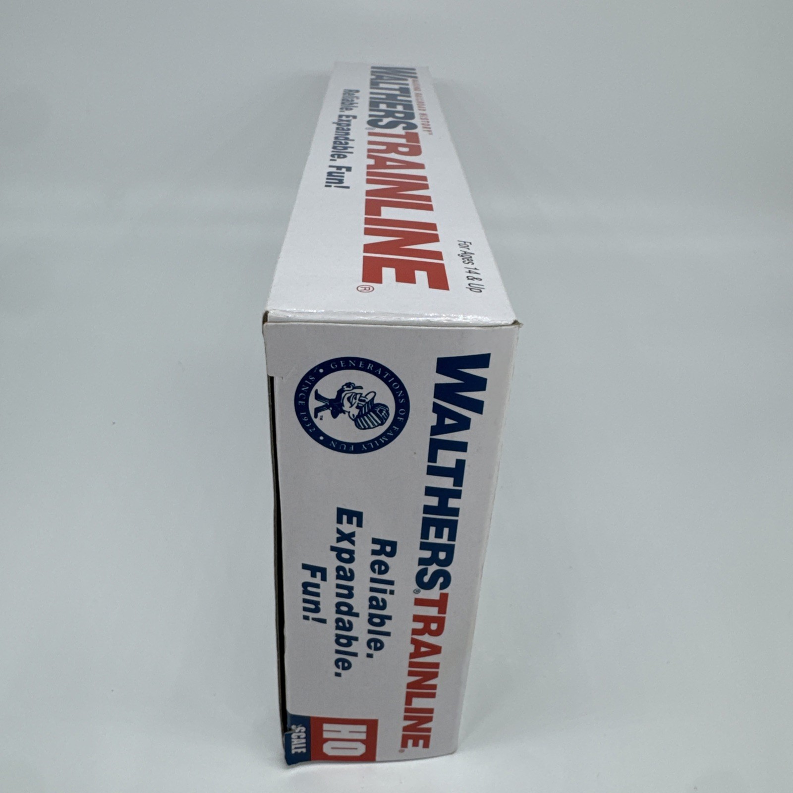 Walthers Trainline 931-101 HO Scale EMD GP9M Burlington Northern #1709 NIB