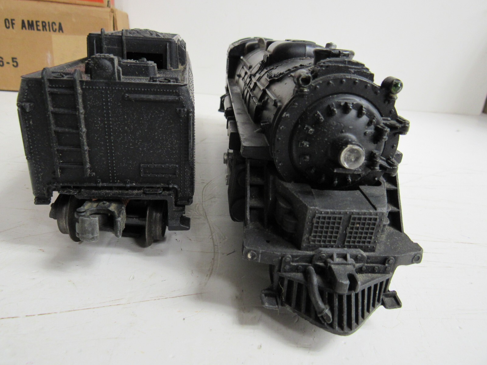 Lionel #2016 Steam Locomotive and #6026W Tender w/Orig. Boxes