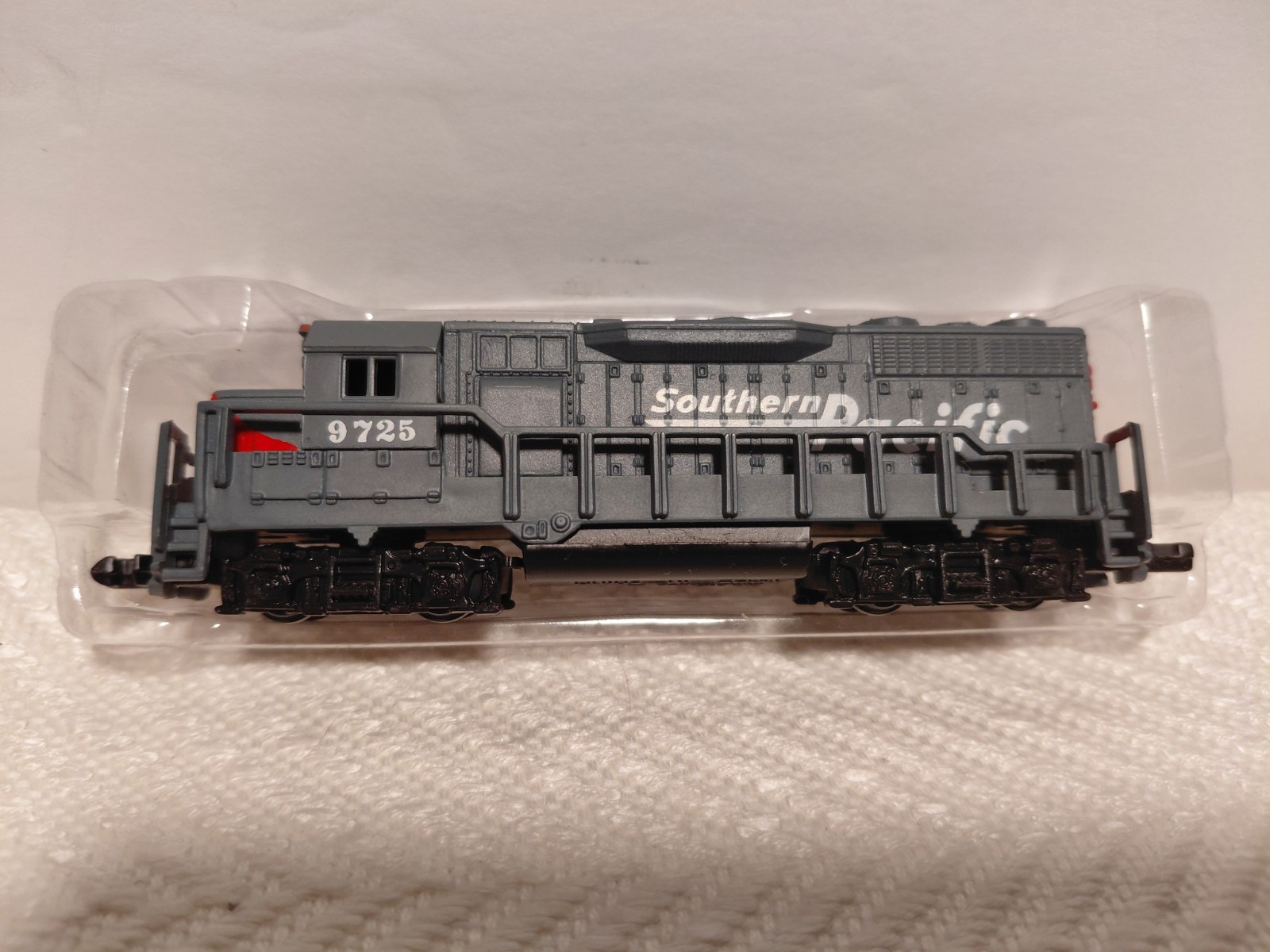 Vintage Southern Pacific Locomotive 9725 -High Speed Metal Products #418