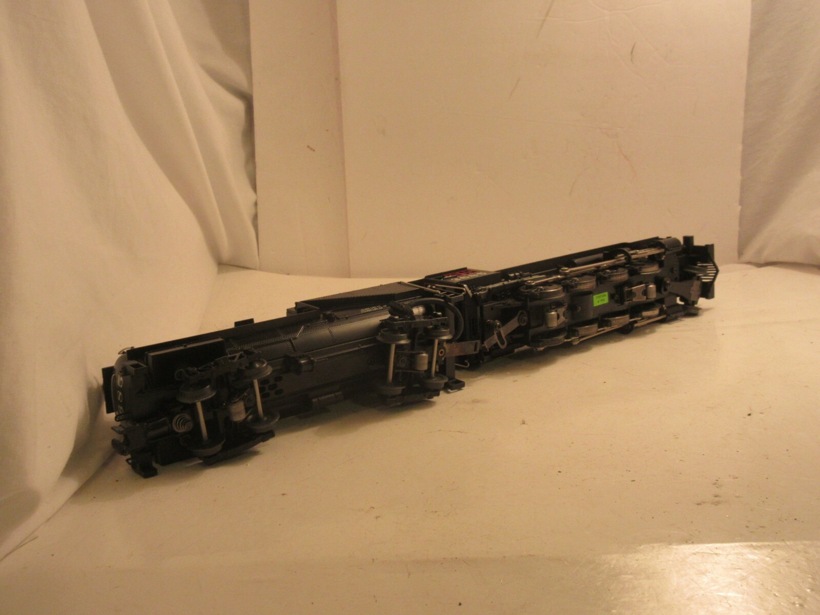 Lionel Southern Pacific 2685 O Gauge Consolidation Steam Locomotive and Tender