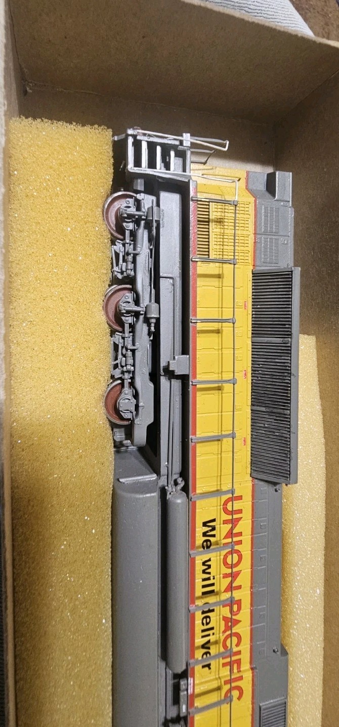 Rail Power Products Custom Built HO scale SD90MAC Union Pacific #8221