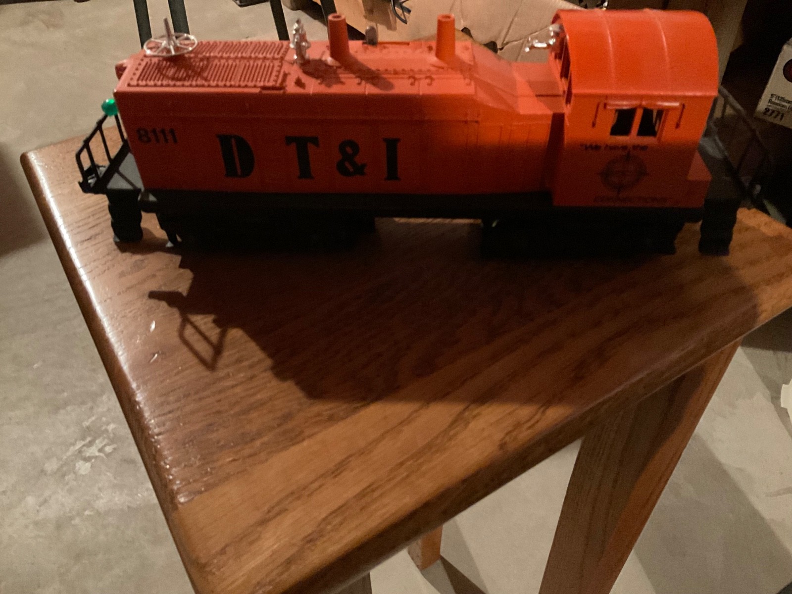 LIONEL O 8111 DT & I DIESEL SWITCHER WITH MANUAL REVERSE