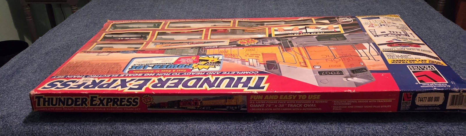 Life Like Trains Thunder Express HO Scale Electric Train Set Union Pacific