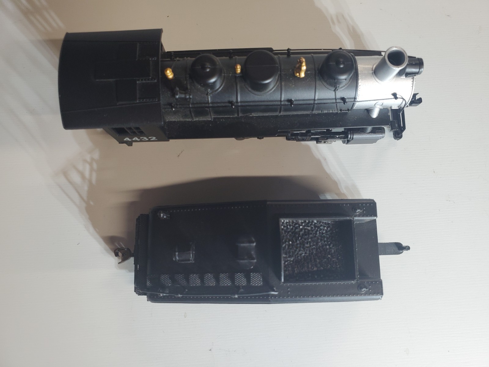 ho Bachmann UP #4432 0-6-0 Steam Loco -w/Light & Tender- Refurb-DC-Runs Good (3)