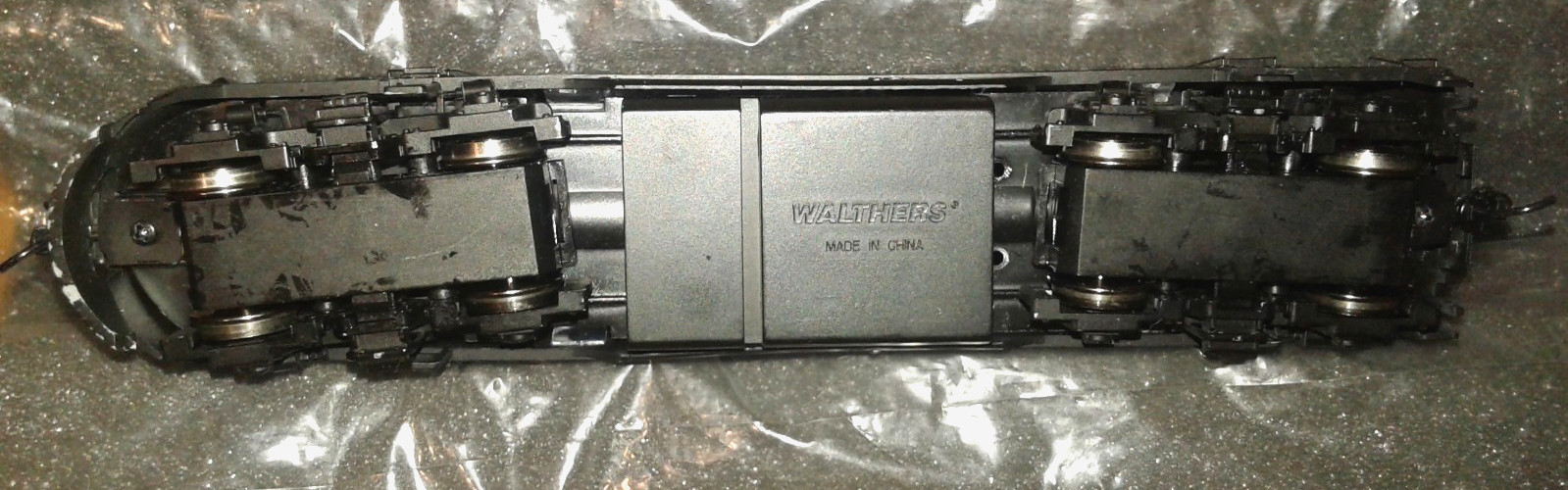 HO SCALE WALTHERS MAINLINE EMD F7A PENN CENTRAL PC #1652 NO BOX PARTS OR REPAIR