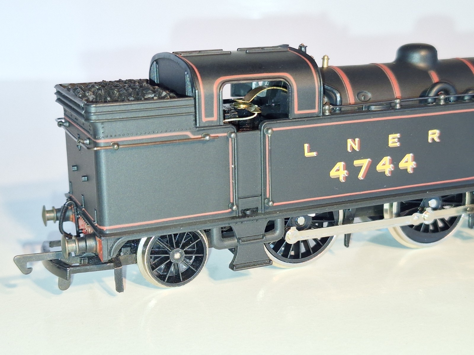 Dapol D51 LNER Tank Loco. New Old Stock. Mint Cond. 2 Rail DC Boxed. OO Scale