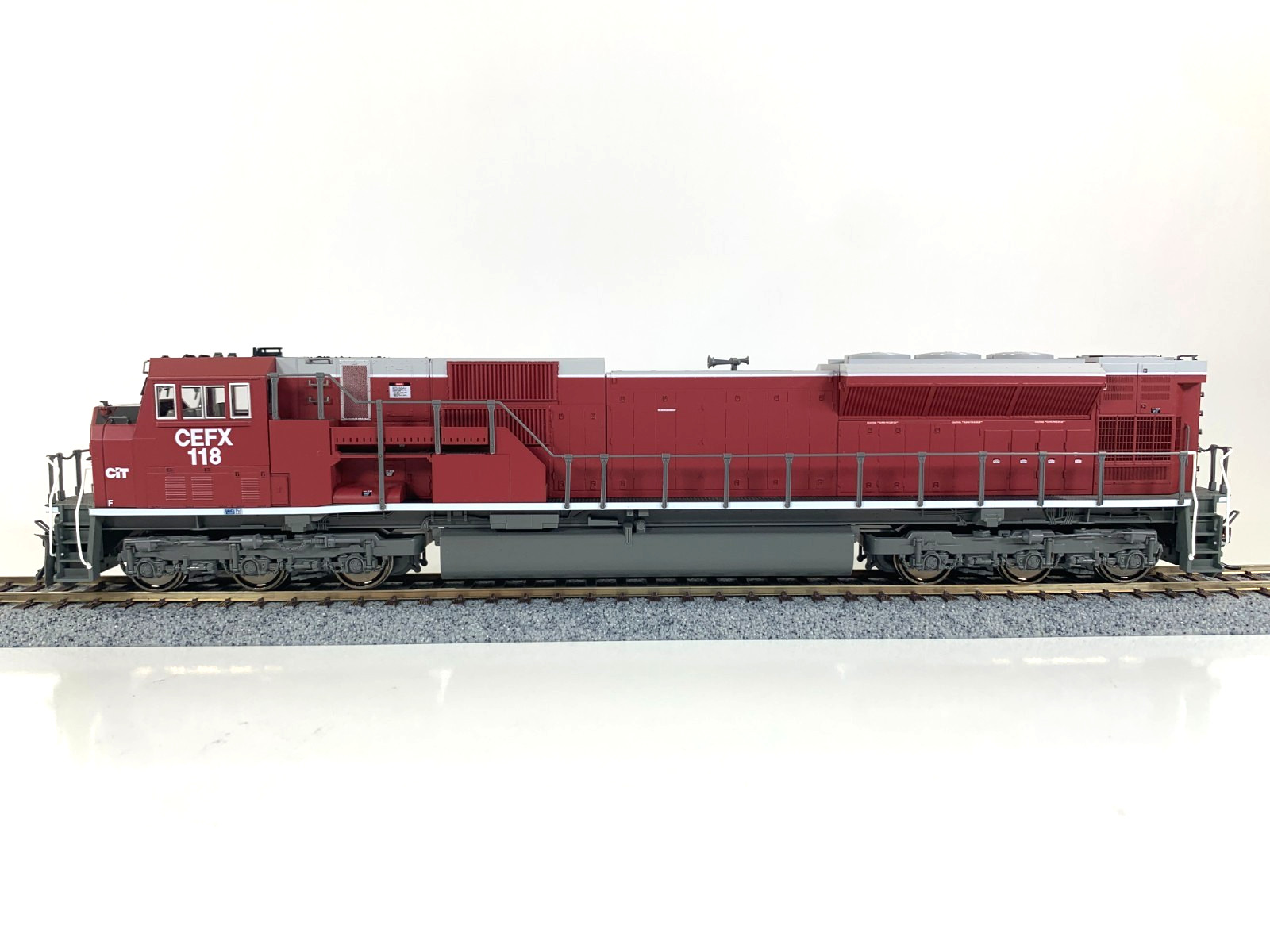 HO Kato 37-6360 CEFX CIT Railroad #118 SD90/43MAC Diesel- DCC