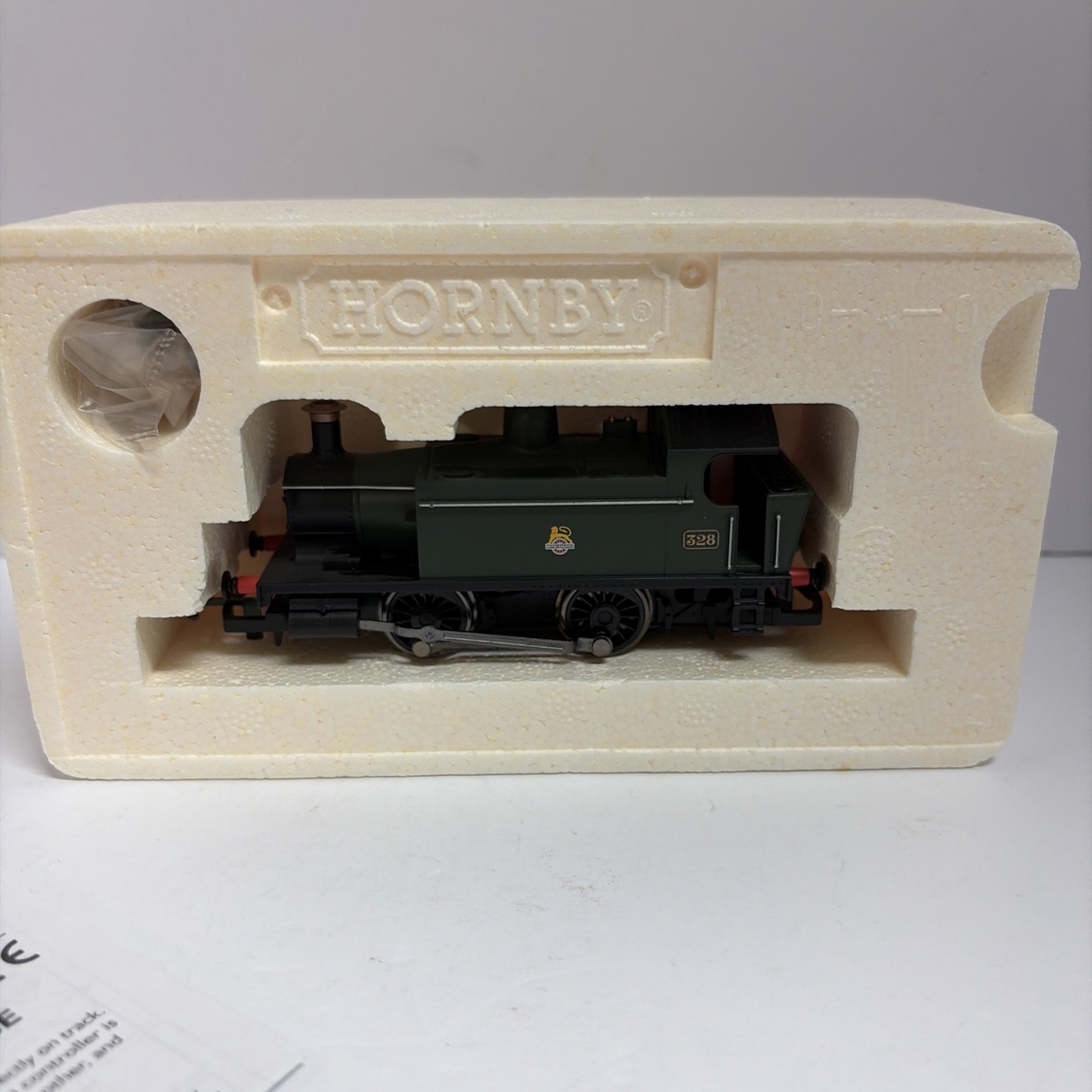 HORNBY R2665 BR 0-4-0 T INDUSTRIAL LOCOMOTIVE Boxed Green 328 00 Gauge Train NOS