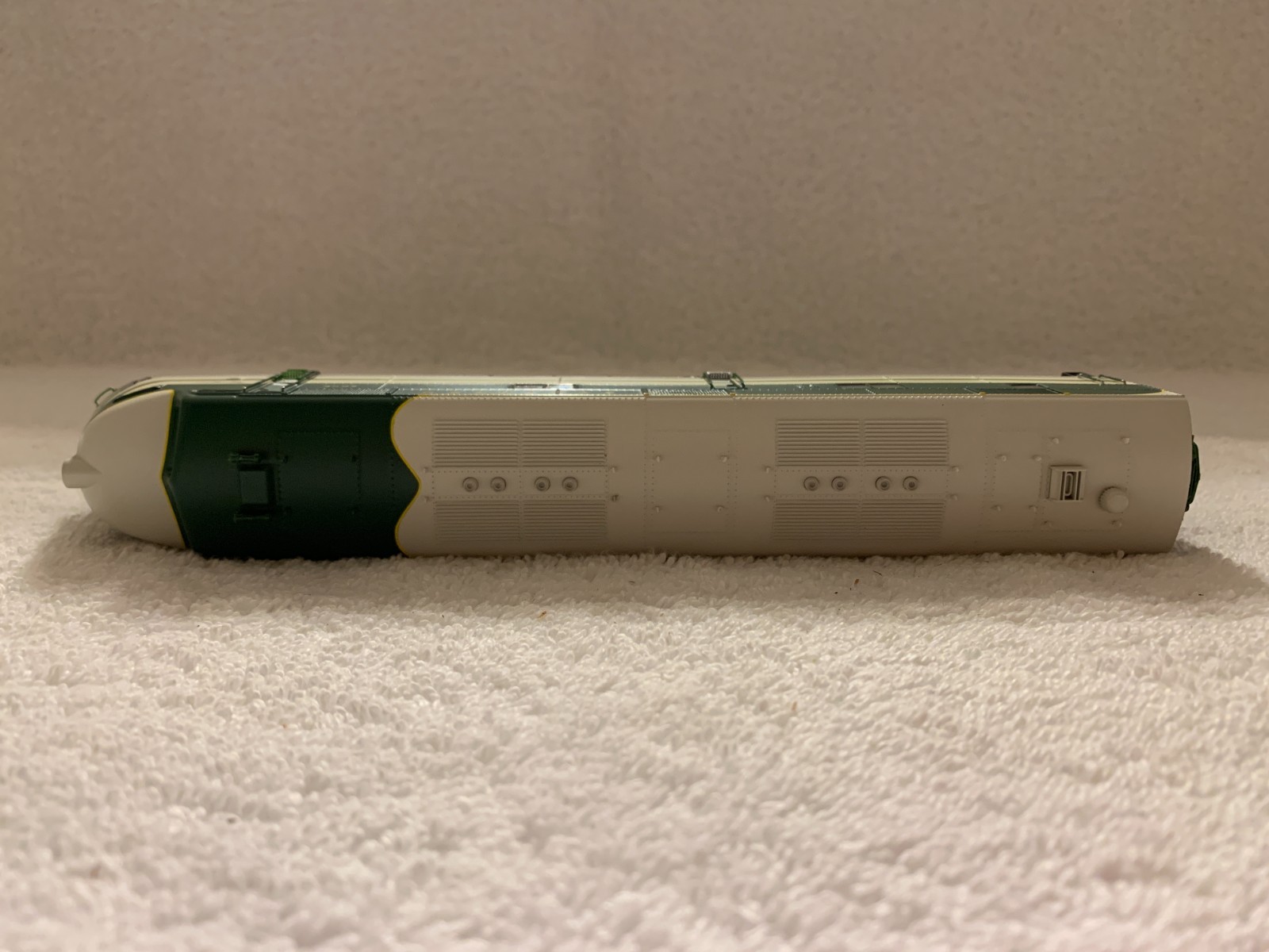 Proto 2000/Life-Like HO Scale Southern EMD E6A Diesel Locomotive #2802 DC