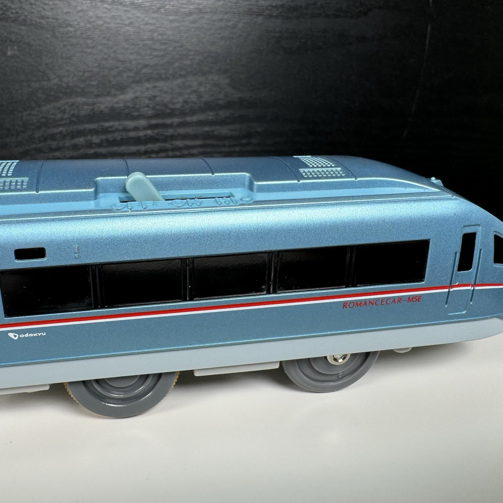 Takara Tomy Plarail Odakyu Romance Car MSE Train Set 2006 – Lights Up & Moves