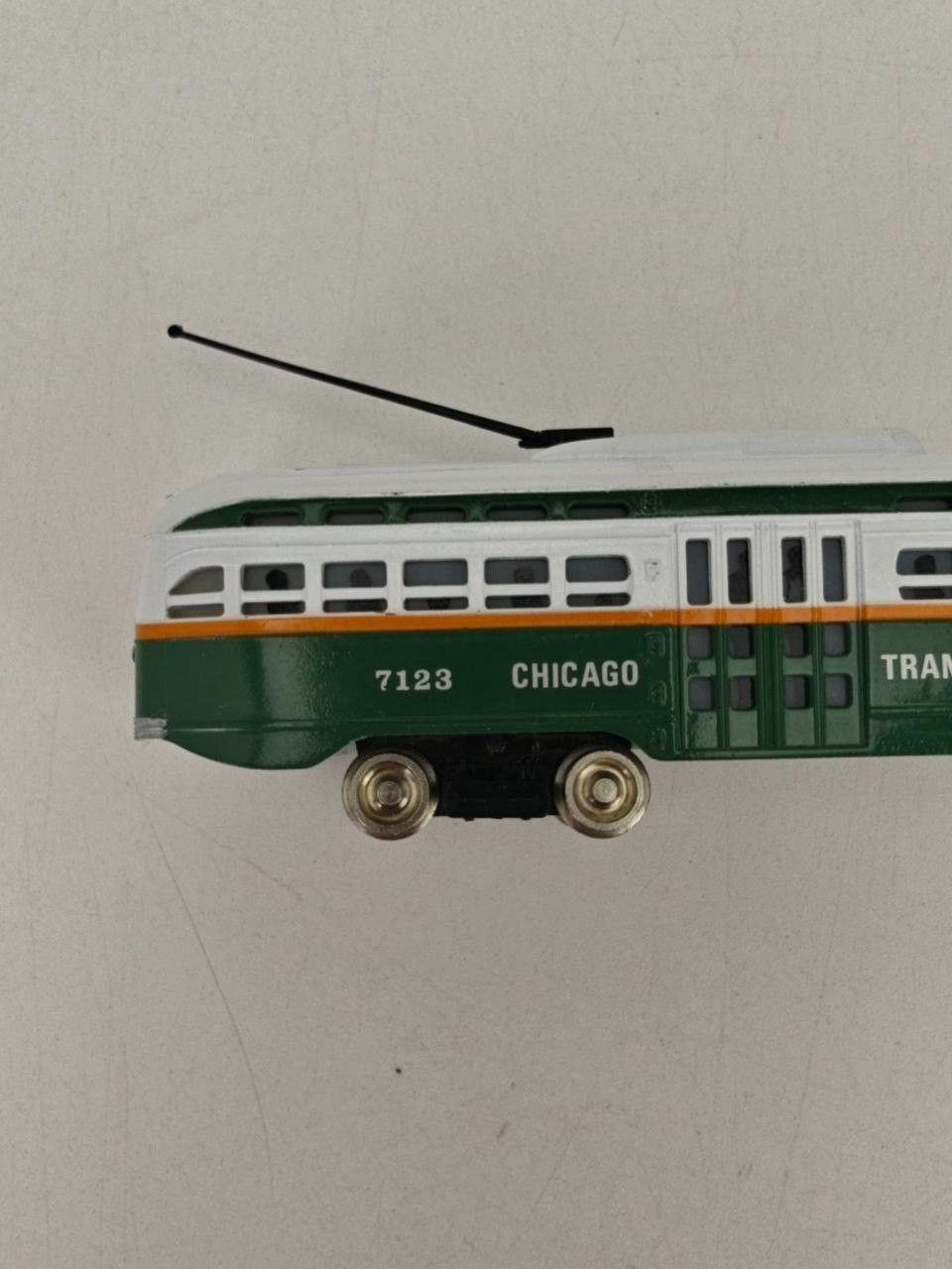 Bachmann Streamline PCC Trolley 7123 CTA HO Scale Box Tested READ
