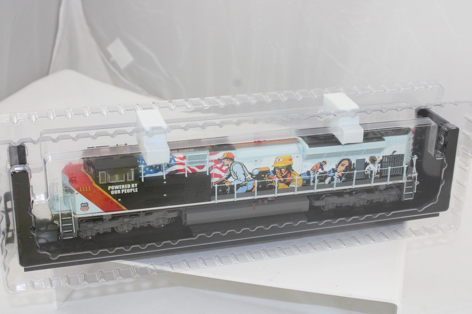 HO – MTH Engines – CSX ES44AC, WM F7 B Unit, UP SD70ACe (2) all PS – Your Choice