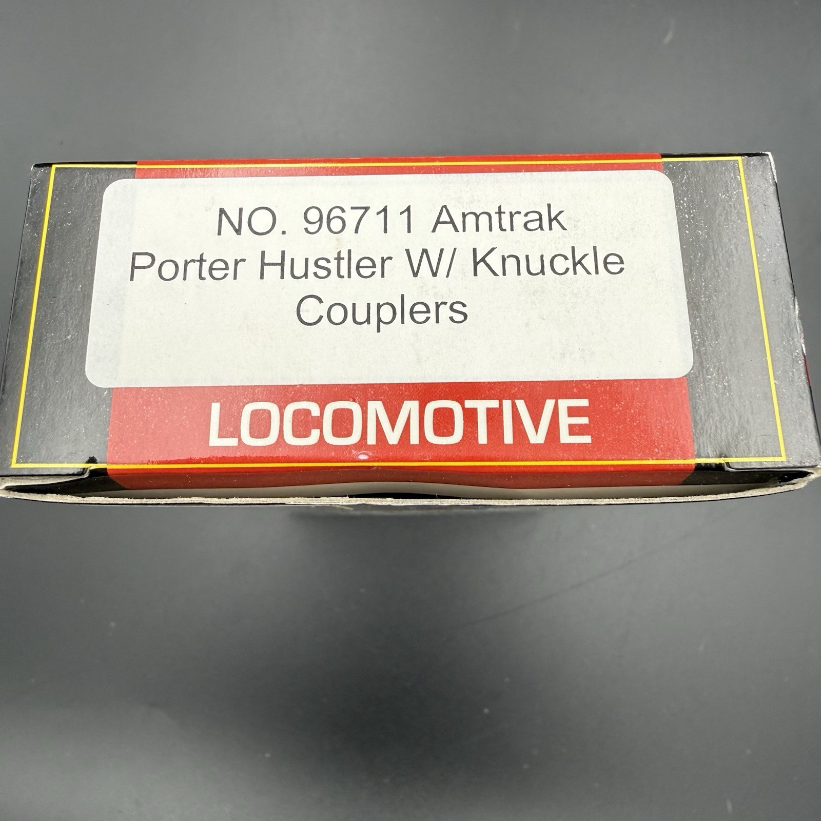 MODEL POWER HO AMTRAK 6711 Porter Hustler w/ Knuckle Coupler #96711