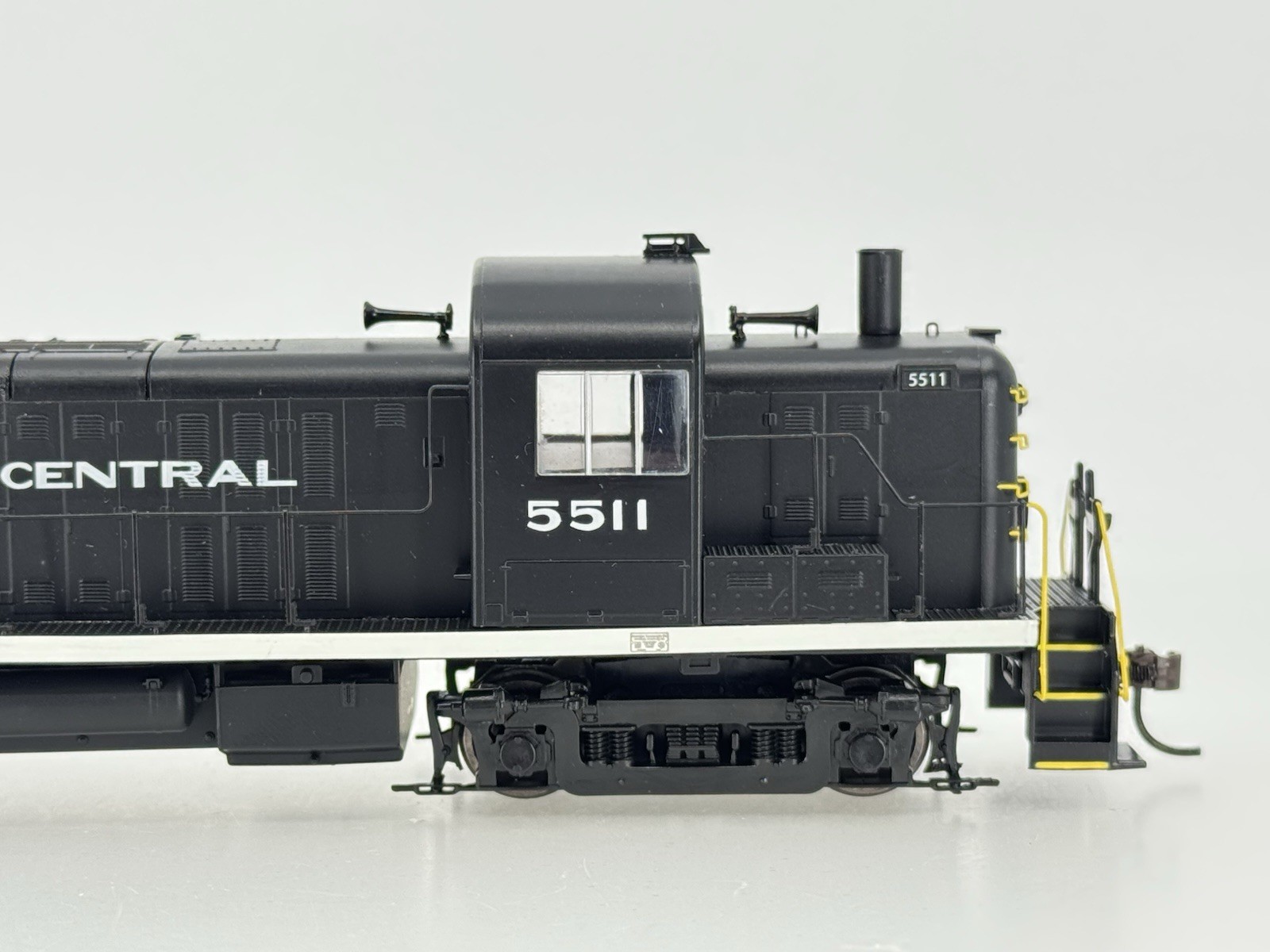 HO Athearn RTR 84079 New York Central Alco RS-3 Diesel Locomotive NYC #5504