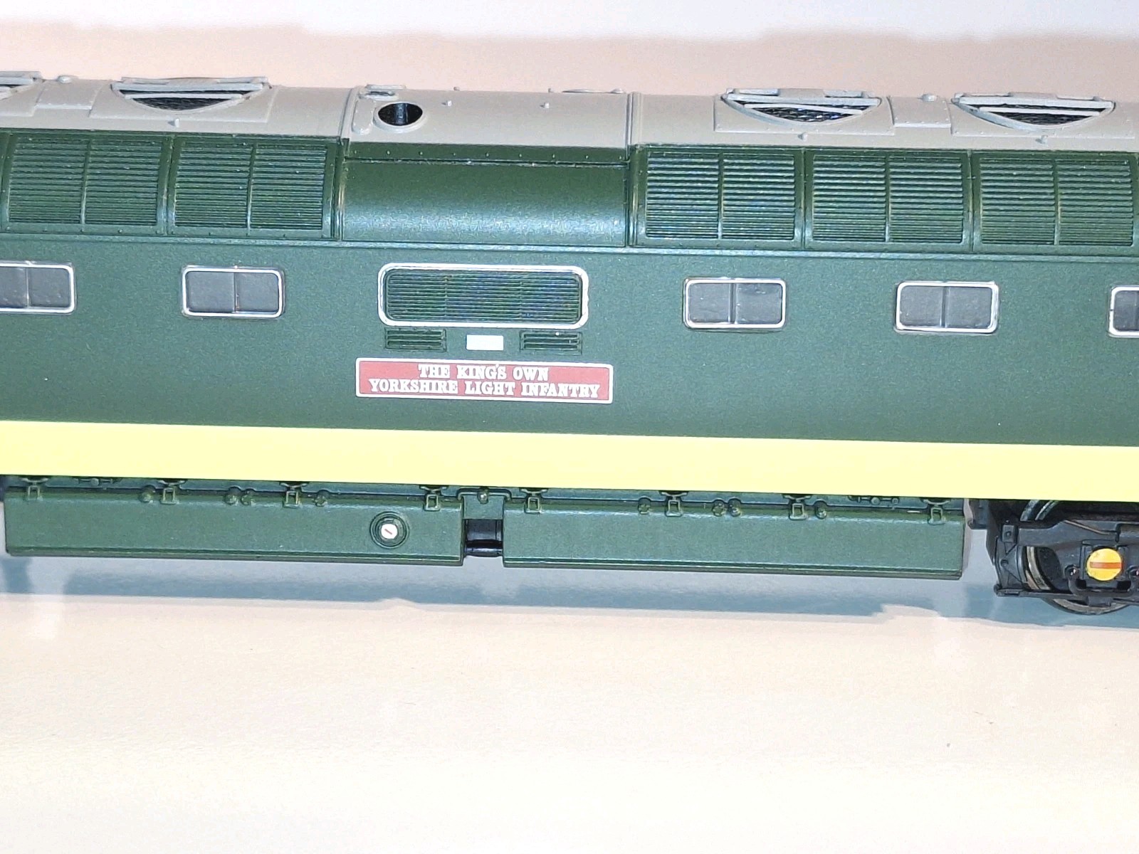 Bachmann 32525A Kings Own Diesel Loco. New Old Stock. Mint Cond. Boxed.OO Scale