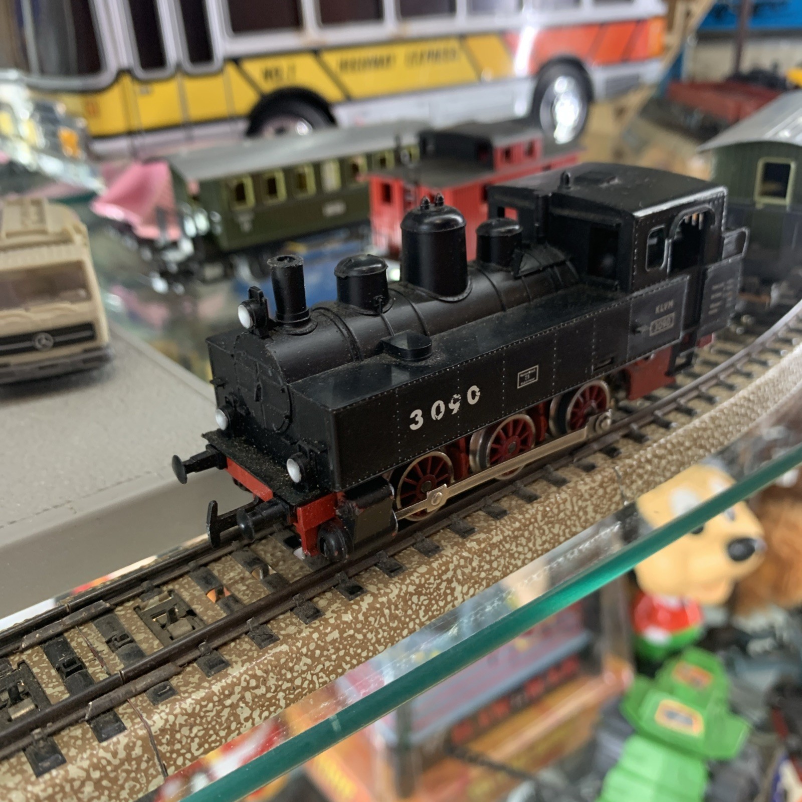 Marklin 3090 Tank Locomotive 3 Rail (Analogue) Used