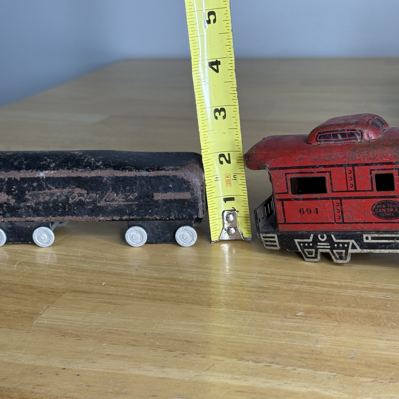 VTG 1940’s Stafford Lines #1006 Steel Locomotive & NY Central Lines 694 Caboose*