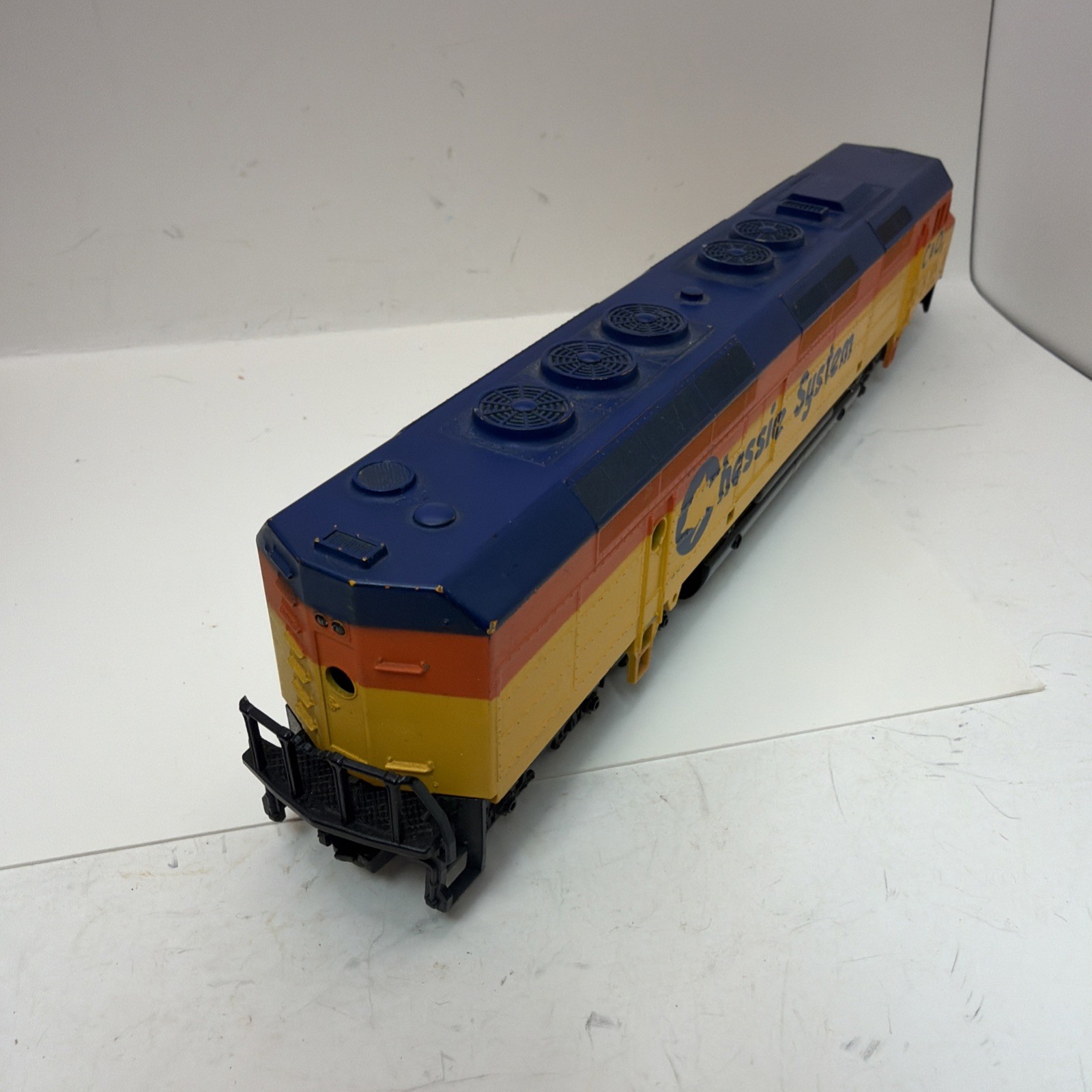 Vintage AHM Lifelike HO FP45 C&O Chessie System. Powered And Dummy