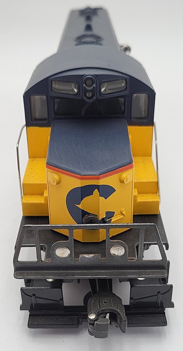 Lionel 6-8463 O Gauge Chessie System GP20 Diesel Engine/Box