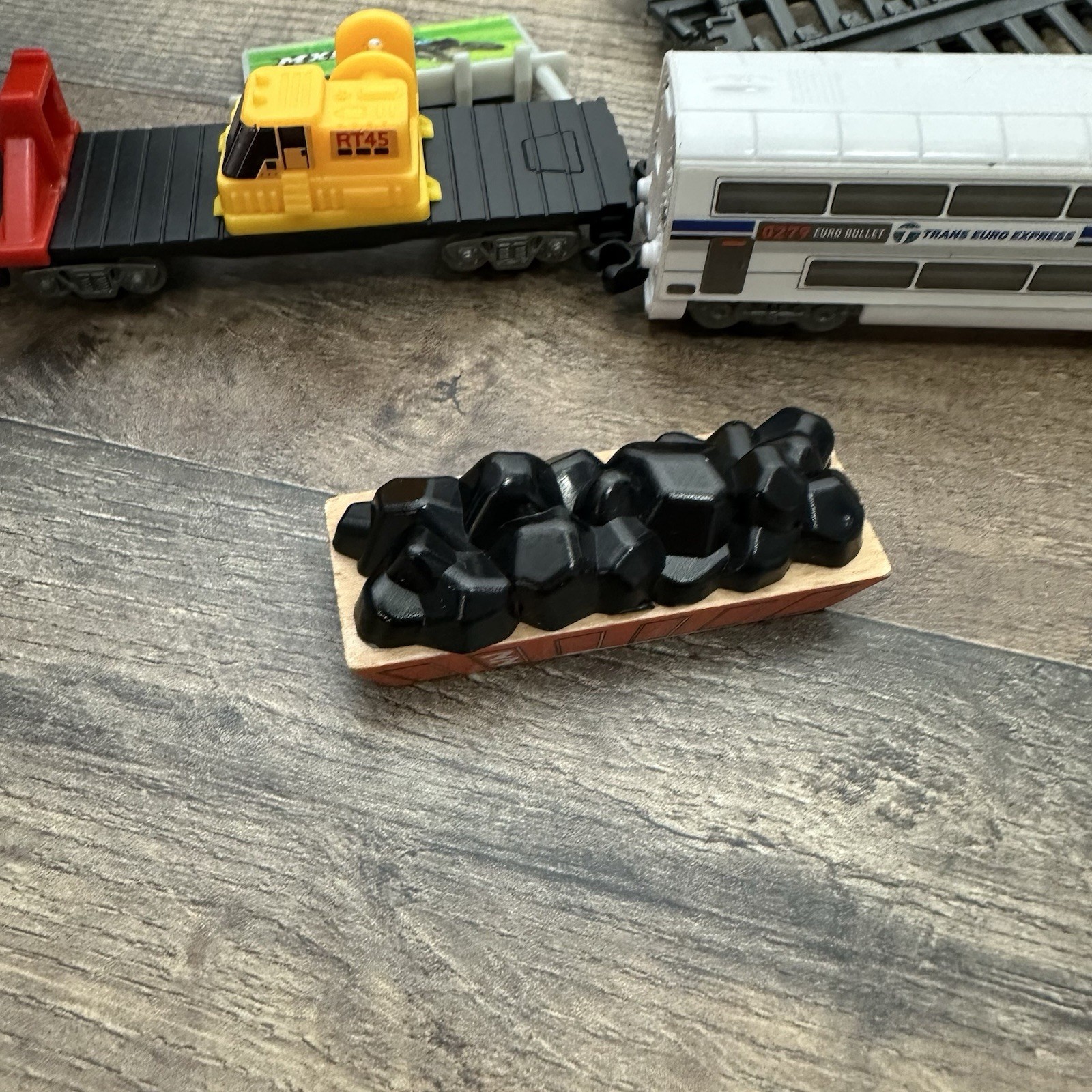 Trans Euro Express Jakks Pacific 2012 Model Train & Track & Accessories 50+ Pcs