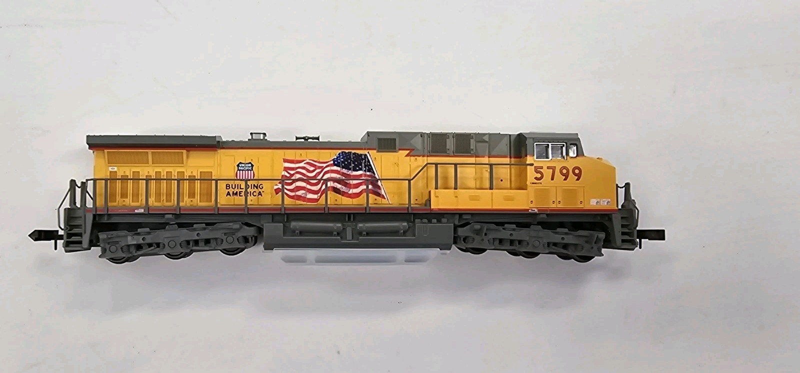 Kato N Scale “Union Pacific” #5799 “Building America” 176-7004