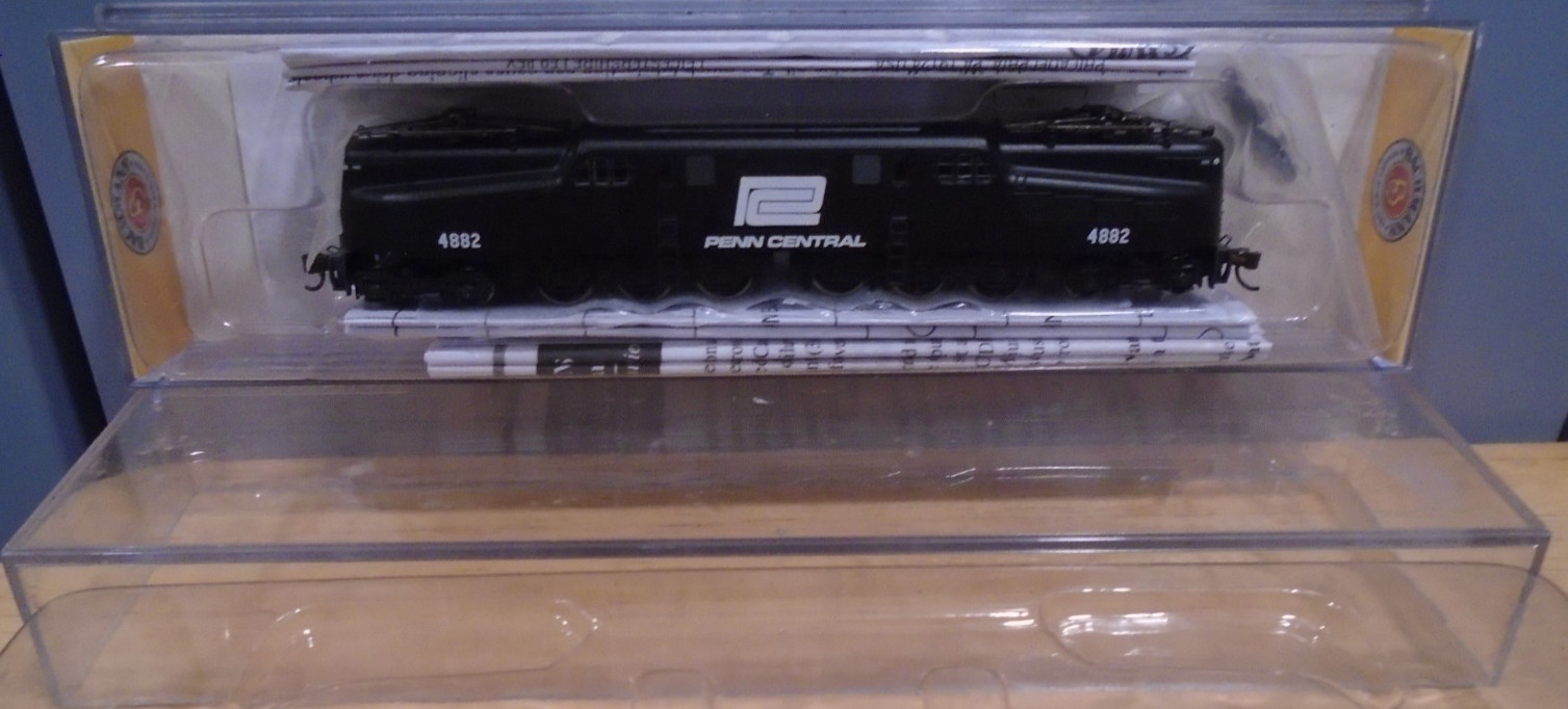 Bachmann 65255 N SCALE Penn Central GG-1 Electric Locomotive DCC Ready NEW IN BX
