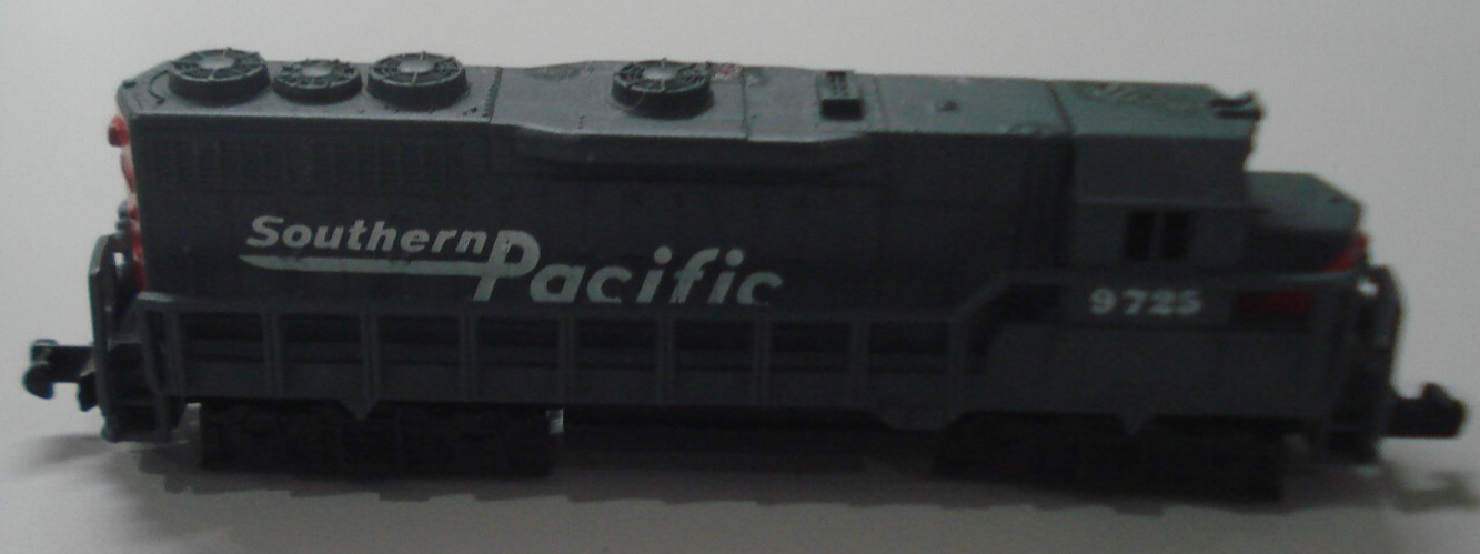 High Speed #418 Southern Pacific Dummy Locomotive # 9725