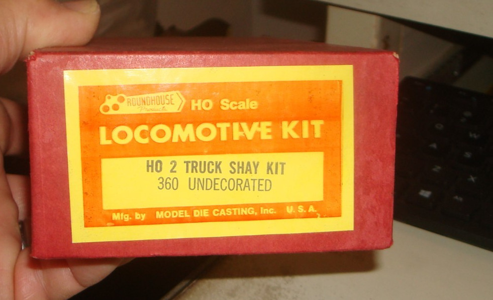 HO. VINTAGE. ROUNDHOUSE. 2 TRUCK SHAY KIT. UNDECORATED. KIT # 360