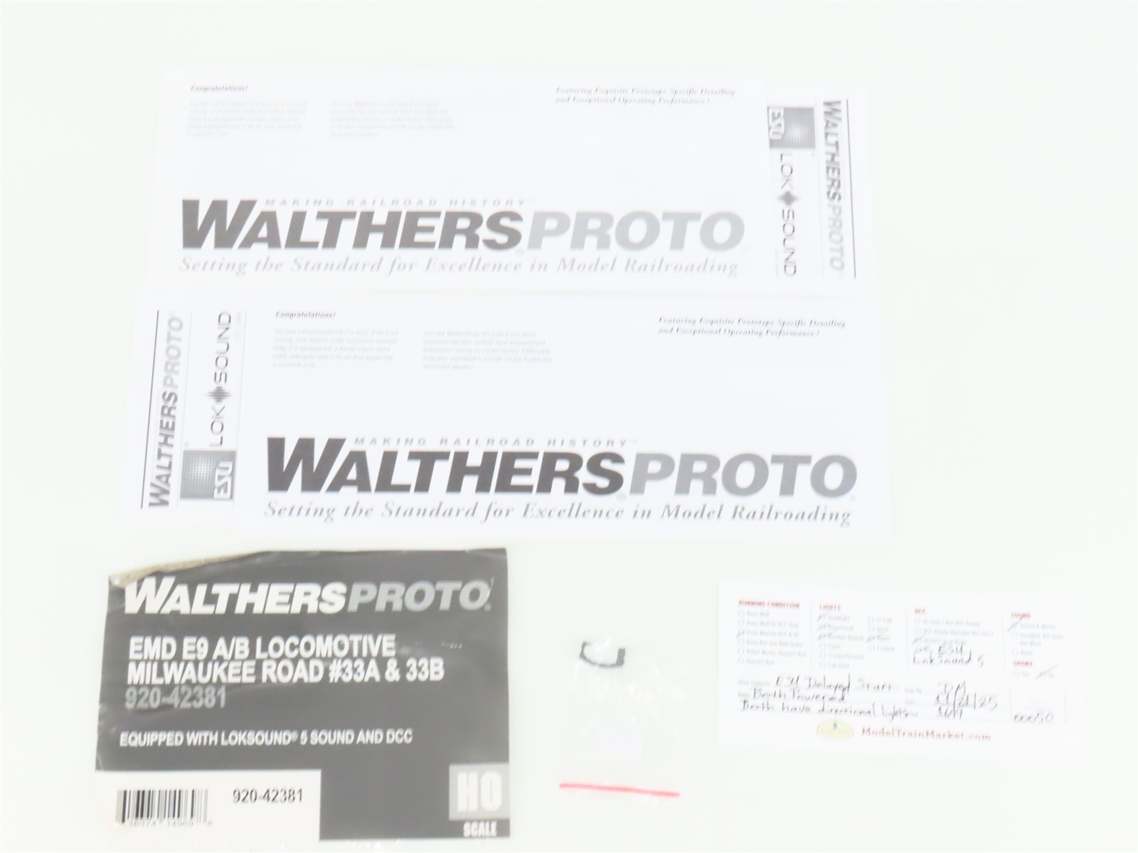HO Walthers Proto 920-42381 MILW “UP Paint” EMD E9A/B Diesel Set w/ DCC & Sound