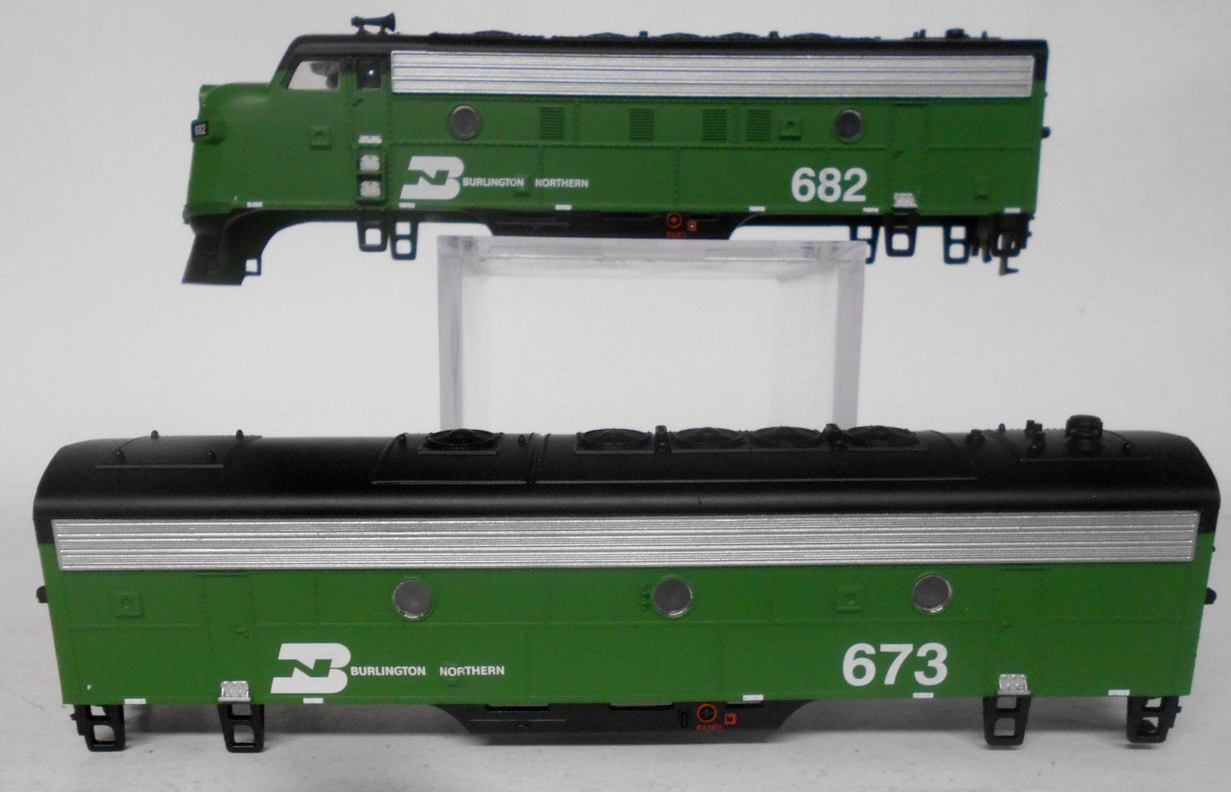 ATHEARN Roundhouse HO Scale F-7-A /B Set Shells / Glass BURLINGTON NORTHERN