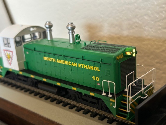 NORTH AMERICAN ETHANOL SW9/1200 SWITCH LOCO- DCC – HO Scale “QUANTUM SOUND” NEW