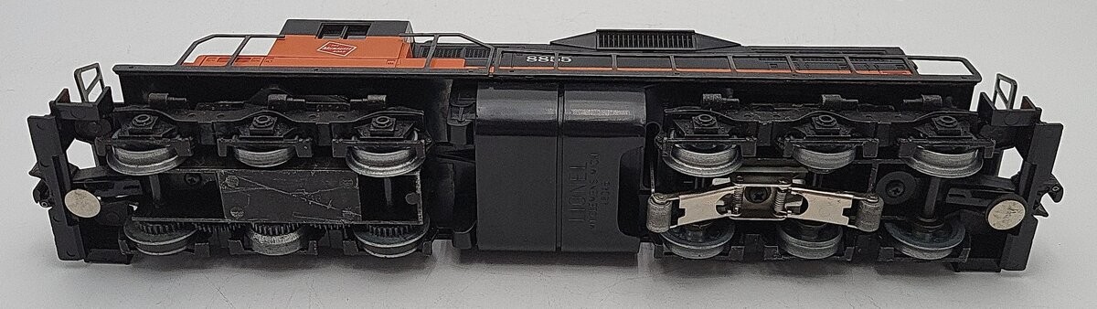 Lionel 6-8855 O Gauge Milwaukee Road SD-18 Powered Diesel Locomotive EX/Box