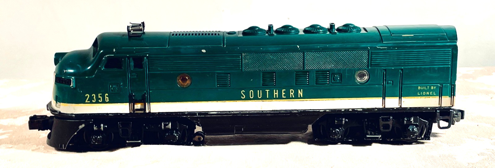 Vintage Lionel 2356 Southern, F3 ABA, O Gauge Locomotive Set, 1954-1956