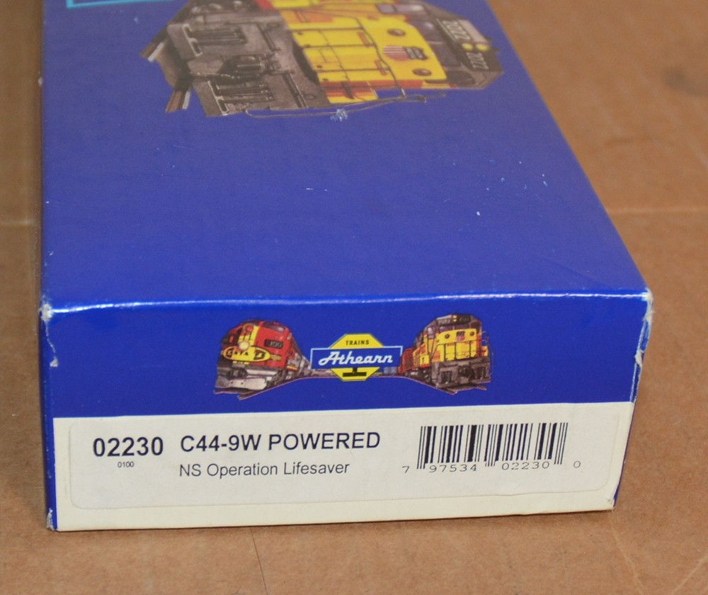 Athearn 02230 HO NS Operation Lifesaver C44-9W Diesel Locomotive # 9251 Box