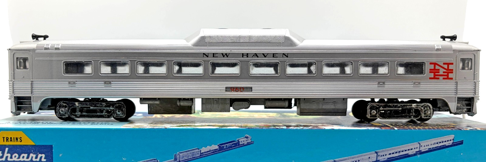 HO ATHEARN 2072 RDC-1 NEW HAVEN DUMMY
