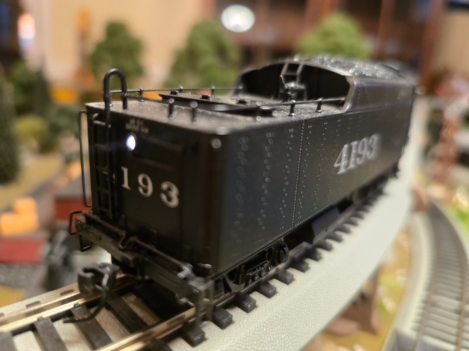 BLI7890 ATSF 2-8-4 Berkshire T1a #4193, 4-axle Tender, DCC/Sound/Smoke, Paragon4