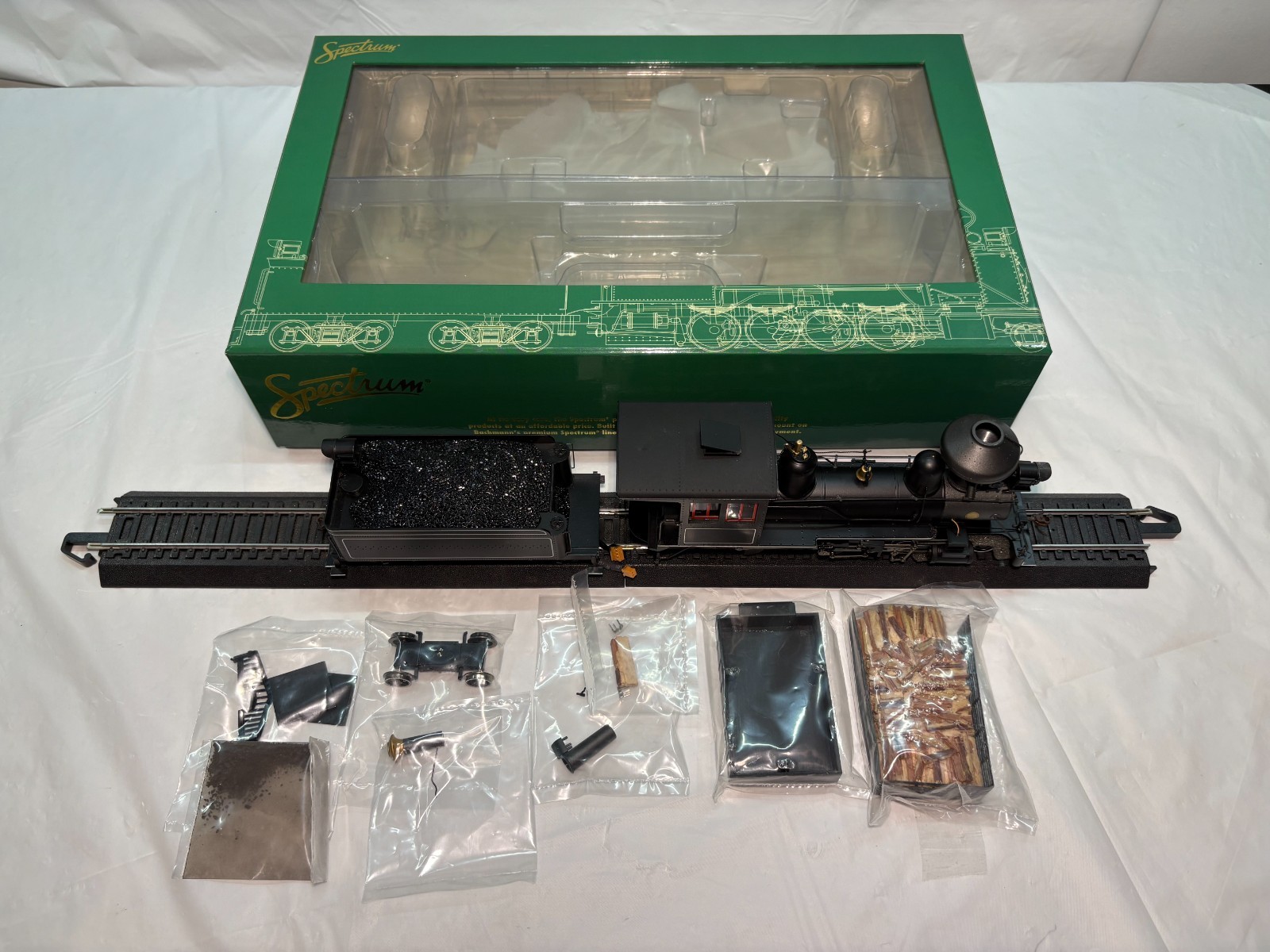 Bachmann Spectrum On30 2-6-0 Mogul Steam Locomotive & Tender #28326
