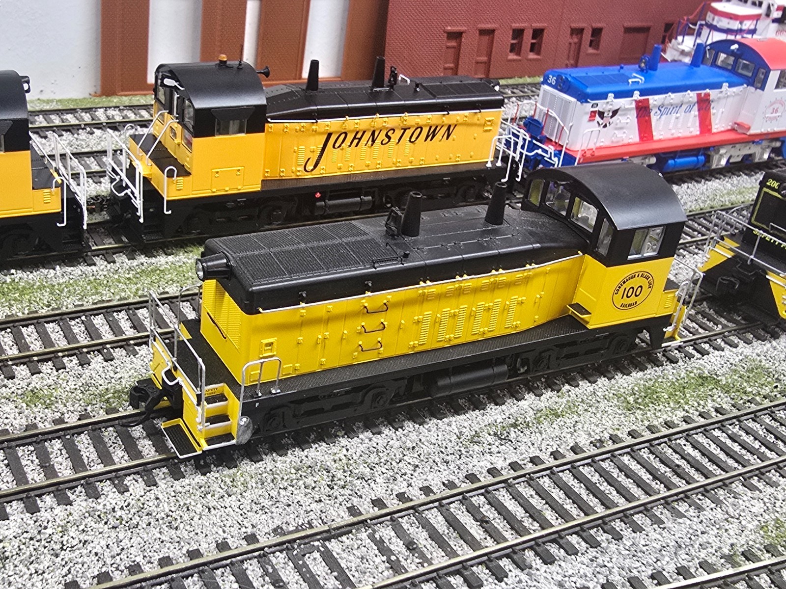 Conemaugh Black Lick Bethlehem steel switcher NW2 CBL Johnstown #100 w loksound