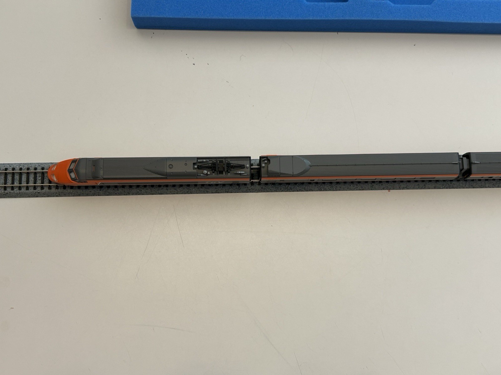 KATO French Railroad TGV S14701 N Scale Bullet Train Japan Used – Very Rare