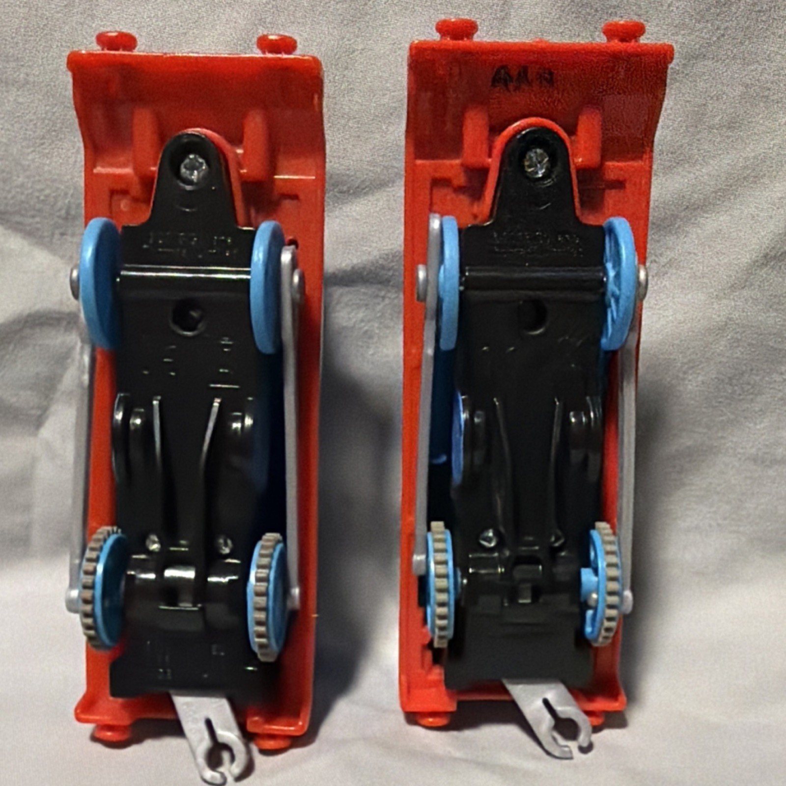 2x Thomas the Tank Engine Locomotive Train Plastic Lot of 2 – Tested/Not Working