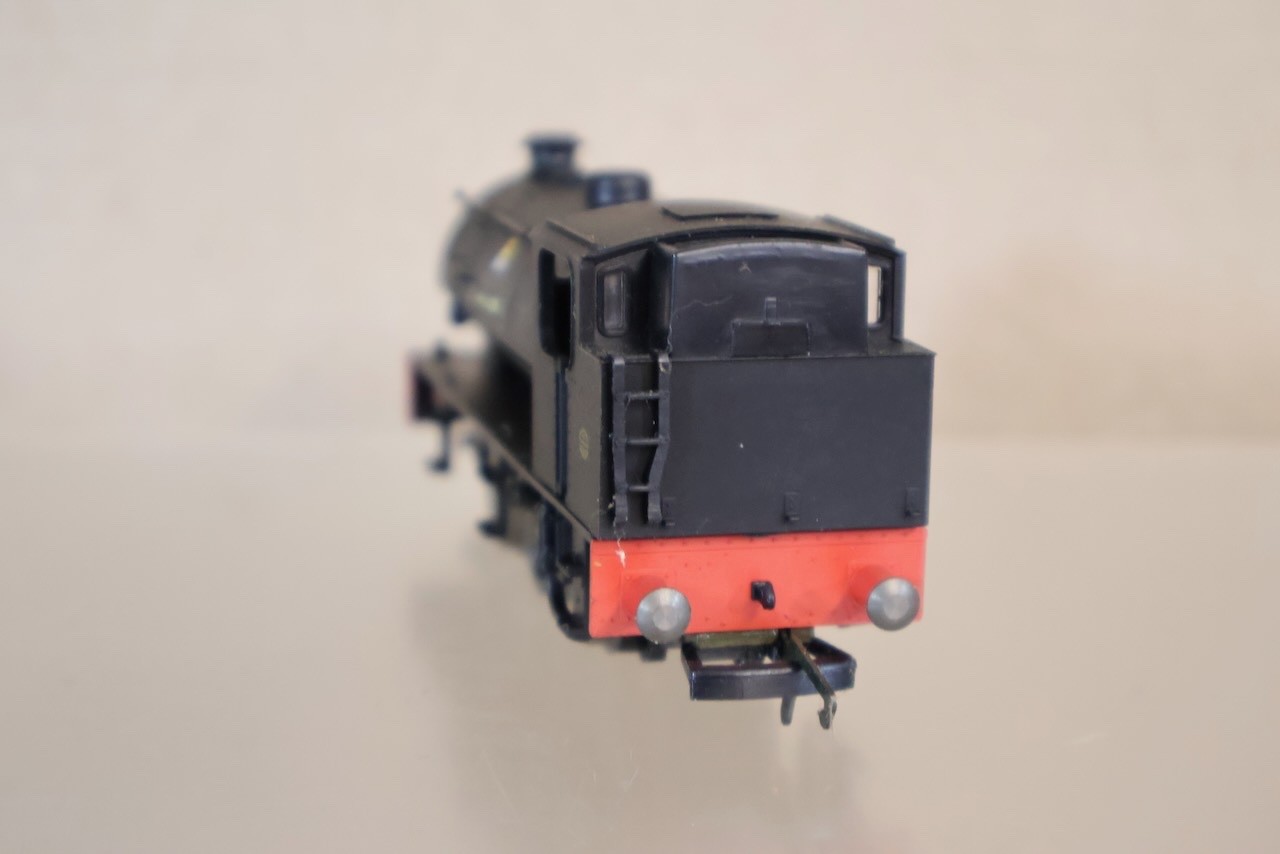 HORNBY BR BLACK 0-6-0 CLASS J94 SADDLE TANK LOCOMOTIVE op