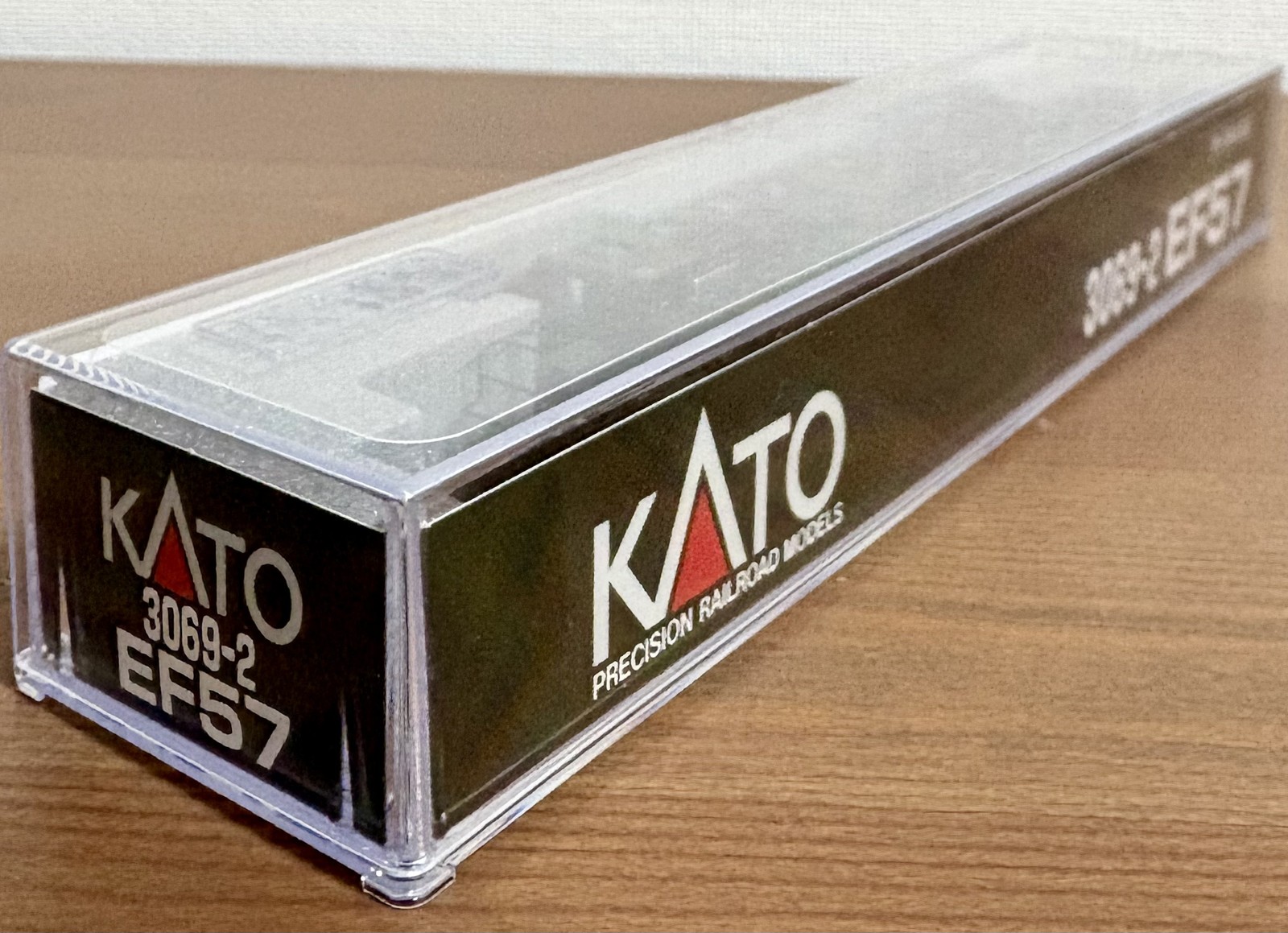 KATO 3069-2 EF57 Electric Locomotive N Scale