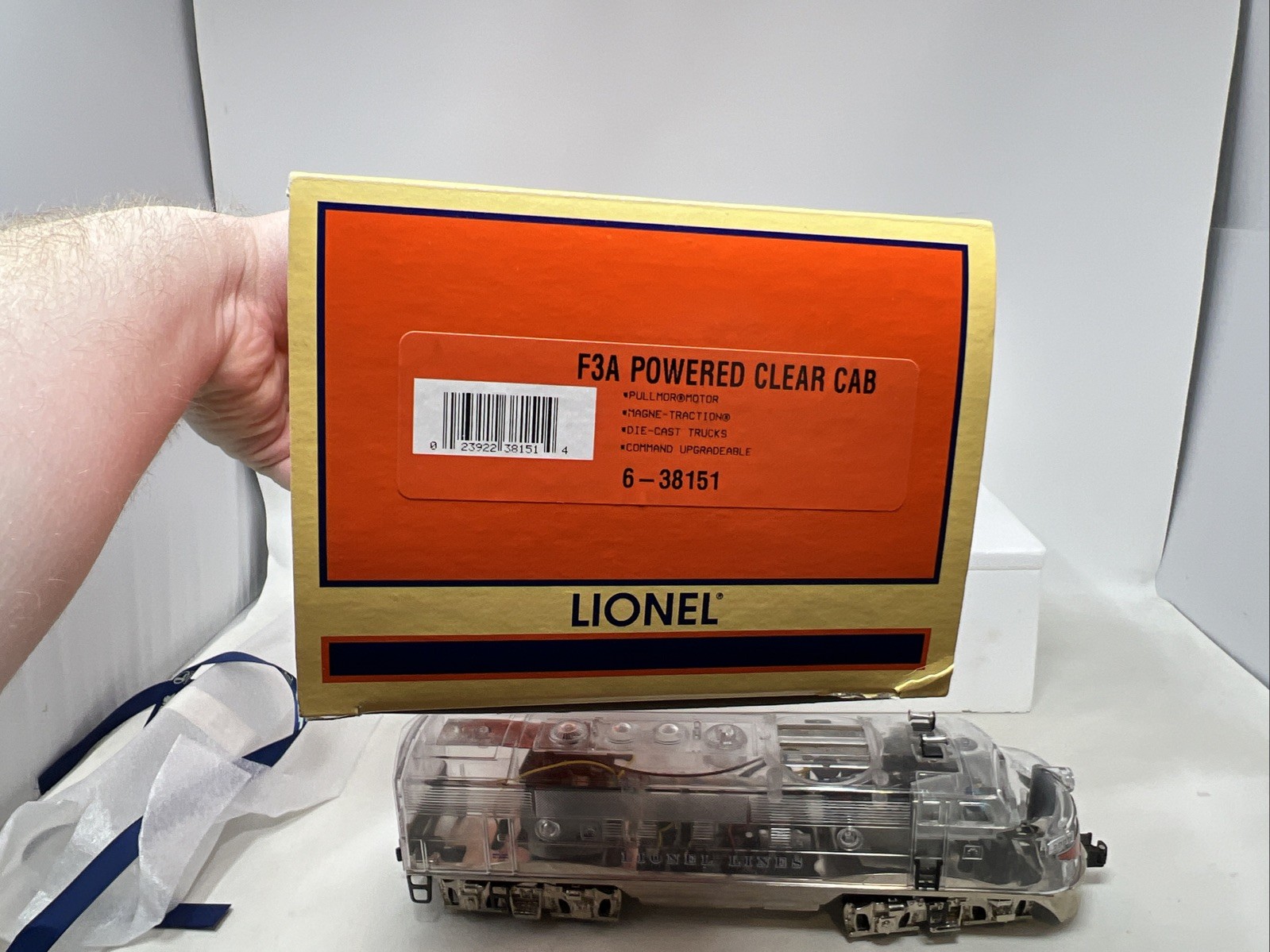 Lionel 6-38151 O Lionel Lines F3A Powered Clear Cab Diesel Locomotive #2000 LN