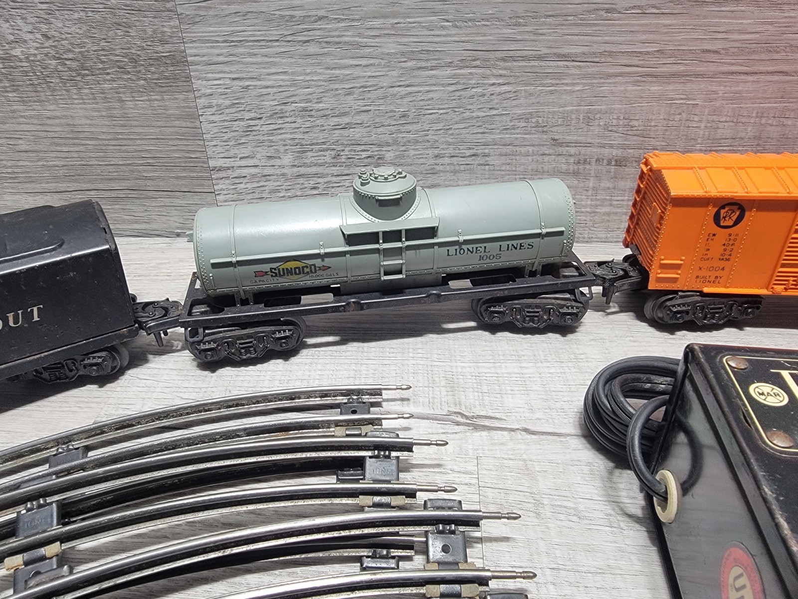 Vtg 1950s Lionel 1110 Scout Steam Locomotive, Tender Train Track W Extras WORKS
